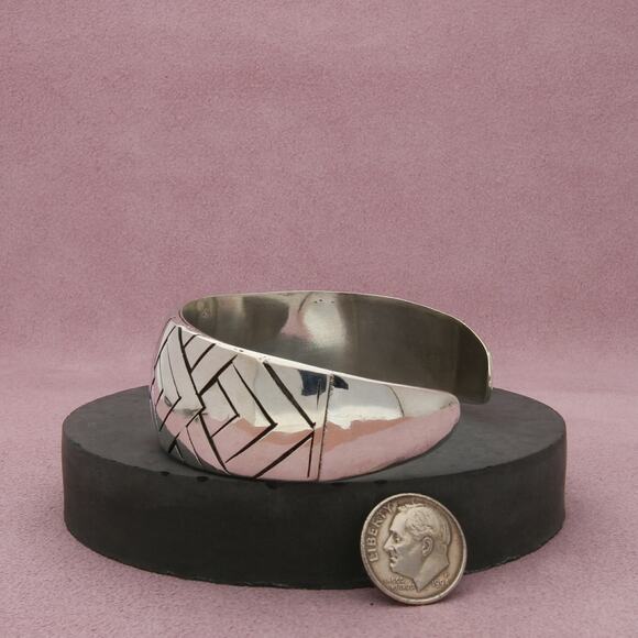 sterling silver vintage bali woven pattern cuff bracelet size 7.5in - Picture 2 of 3